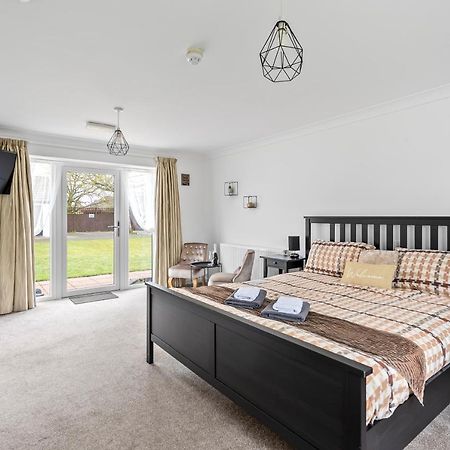 Number 6 - Lytton Tree Lodge, Reydon, Southwold Eksteriør bilde
