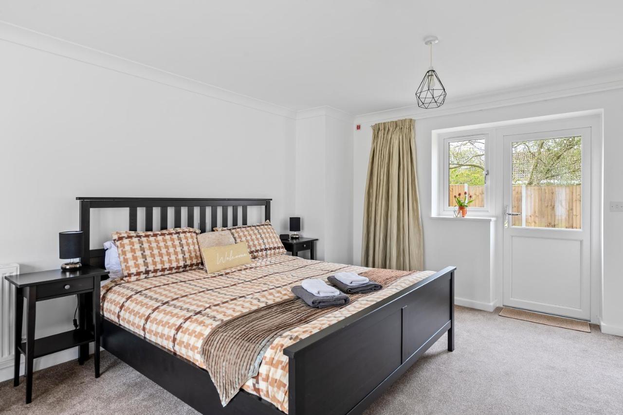 Number 6 - Lytton Tree Lodge, Reydon, Southwold Eksteriør bilde