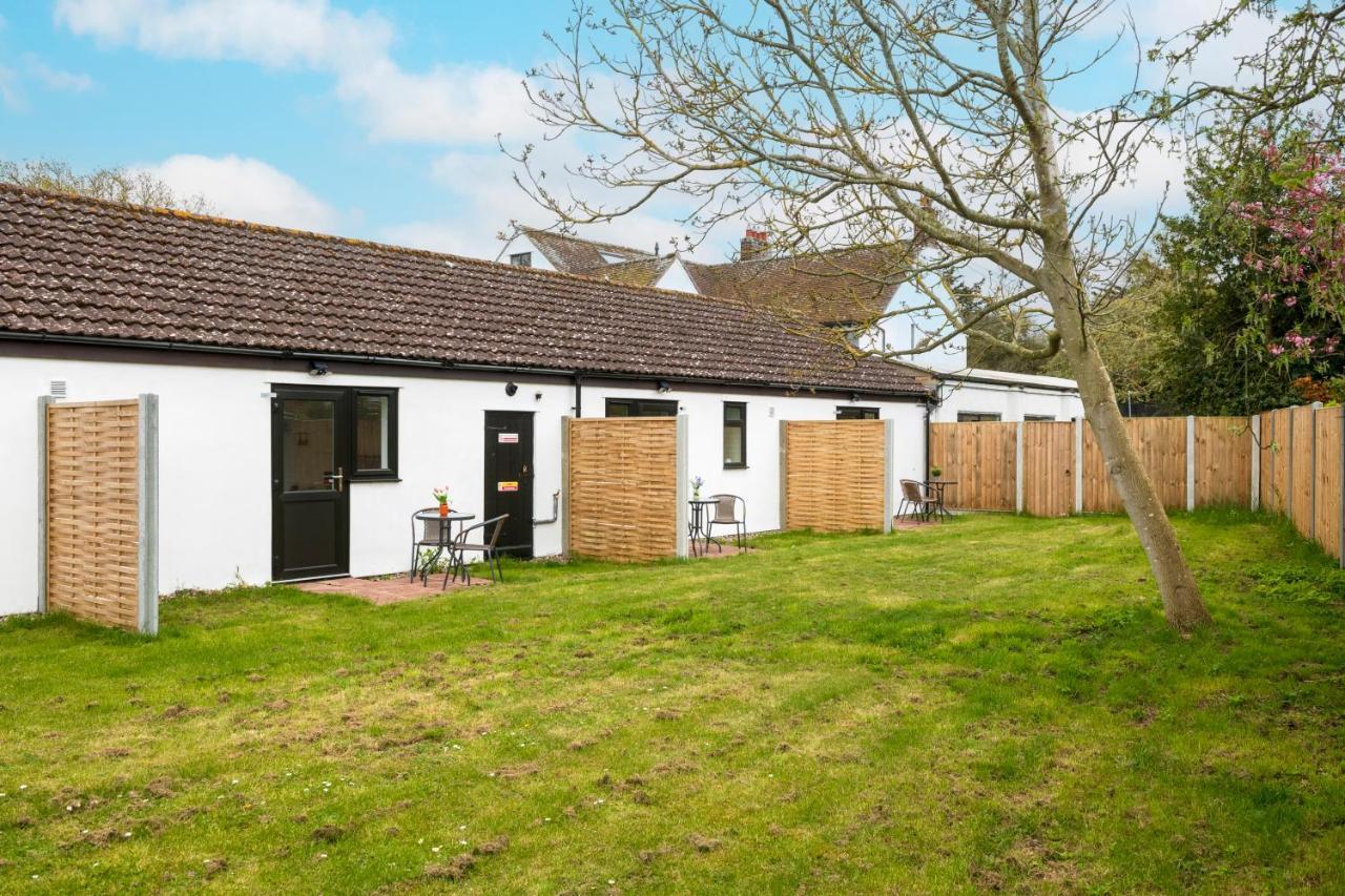 Number 6 - Lytton Tree Lodge, Reydon, Southwold Eksteriør bilde